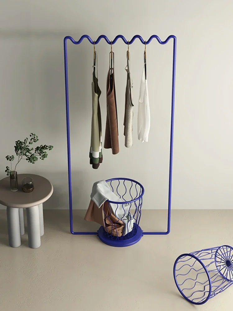 

Nordic Metal Wall Mounted Coat Rack, Clothing Storage Shelf for Living Room