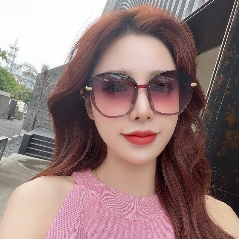 2022 new sunglasses female sunshade Korean version frameless live broadcast with goods Tiktok popular online in fashion