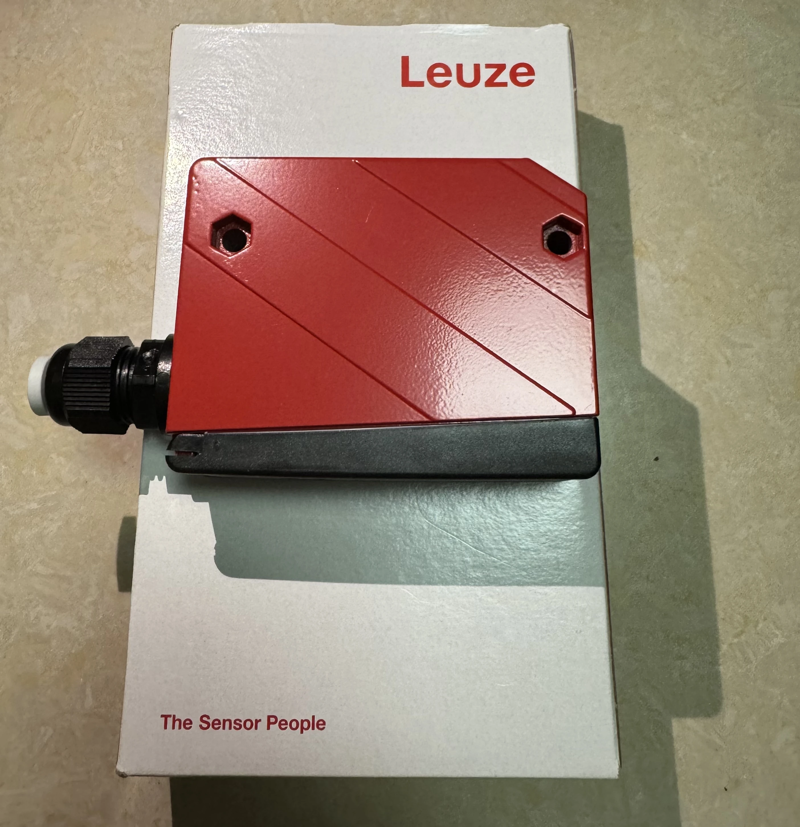 Leuze Photoelectric sensor 50080470 PRK 96MR-1850-25 Brand new and original in stock