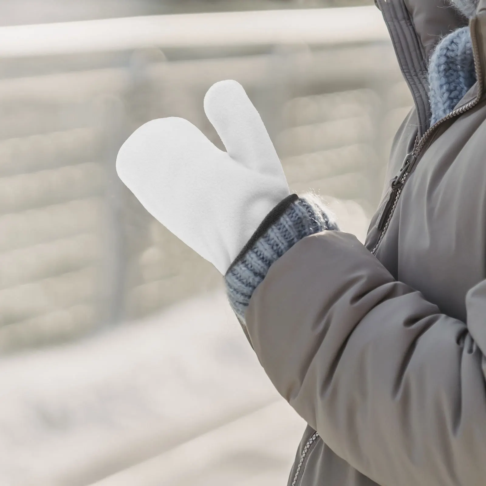 

1Set Romantic Lover Mittens for Couples Hand Holding Gloves Soft Warm Winter Fleece Outdoor Activity Couples Gift