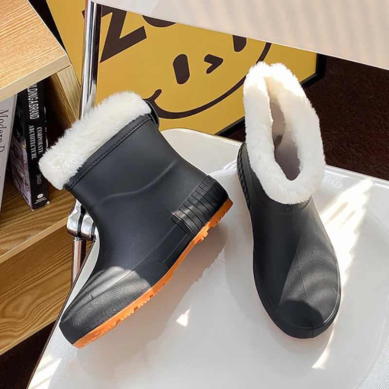 Winter Woman Warm Rain Shoes Rubber Boots Female Warmed Galoshes with Fur Ankle Rainboots Waterproof Garden Water Boots Footwear