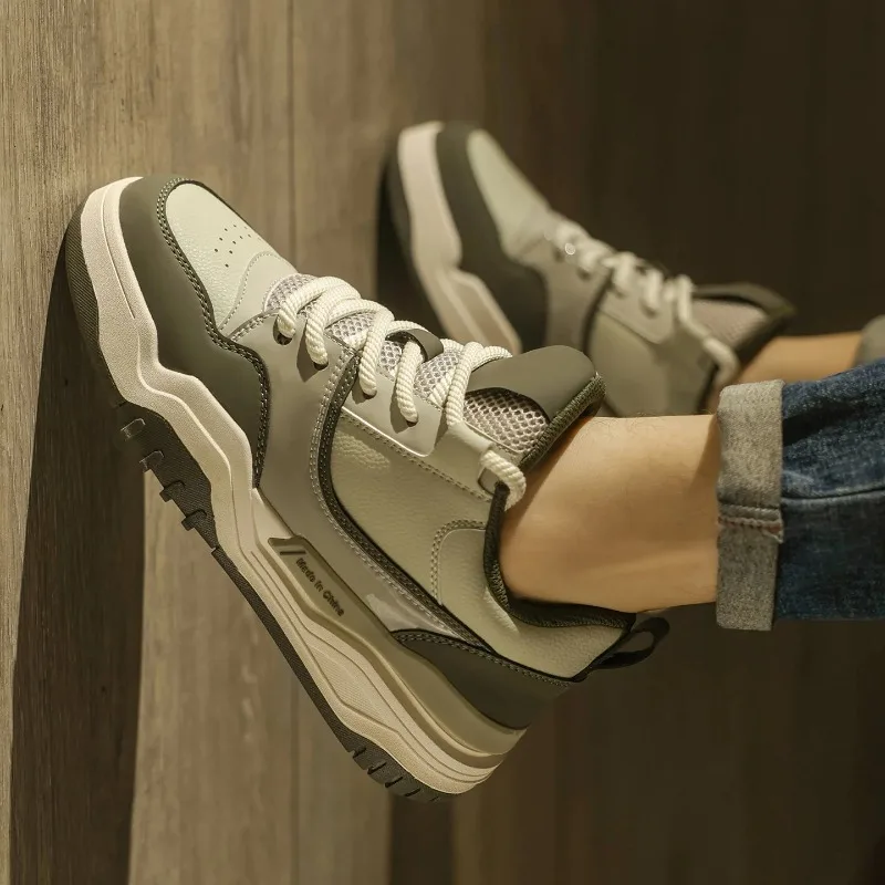 

Men's High Top Sport oes 2025 Autumn New Original Design Trendy Casual Thi Bot Bread Board oes for Teenagers