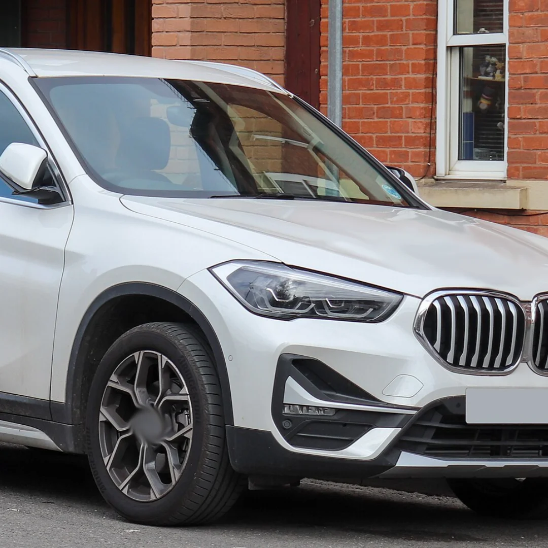 

Новинка для BMW X1 F49 2016-2019 Angel Eye DRL, направляющая пластина для фар, направляющая для дневных ходовых огней