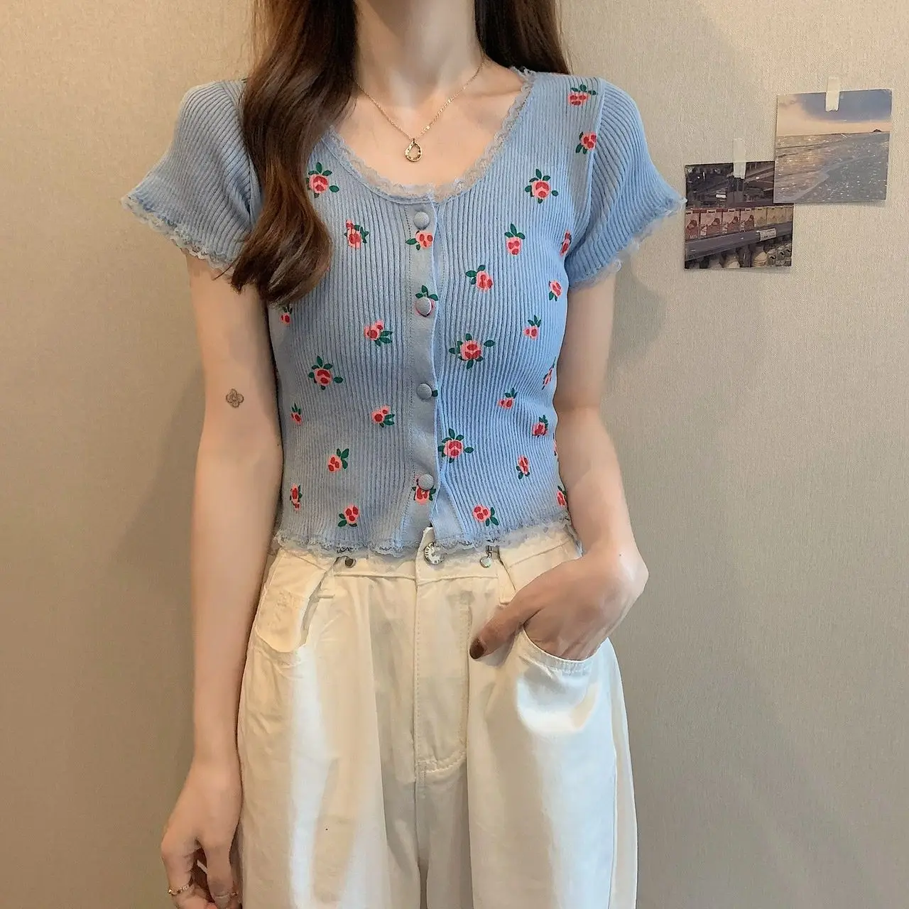 여름 레이스 접합 슬림 짧은 카디건 탑 여성을위한 프랑스어 달콤한 수 놓은 꽃 반팔 티셔츠 스웨터