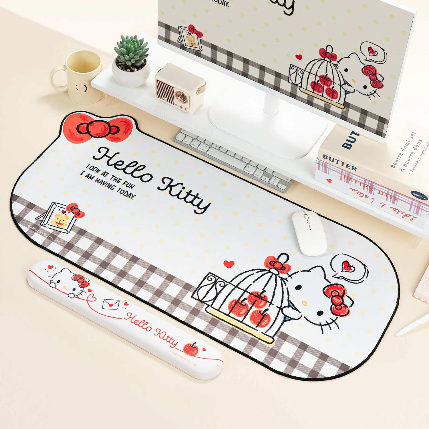 Cute Anime Sanrio Hello Kitty Gaming Mouse Pad Wrist Pad Large Rubber Non-Slip Computer Desk Mat Memory Foam Keyboard Wrist Rest