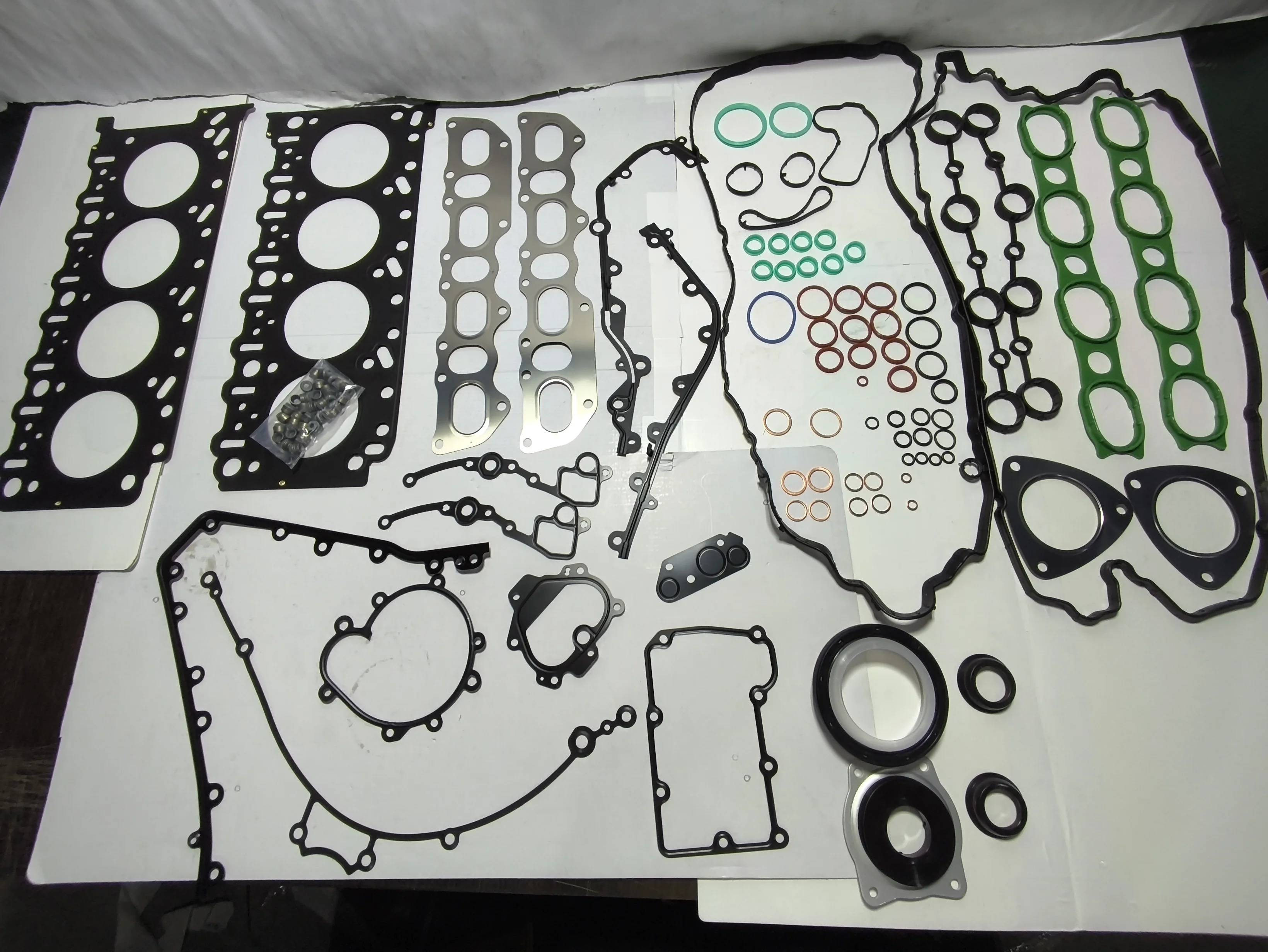 Jeu complet de joints de culasse pour moteur, pièce adaptée à 4.5 T L V8 GAS M48.00, pour Porsche Cayenne 955 4,5l 03-06, 94810417106, 94810417205