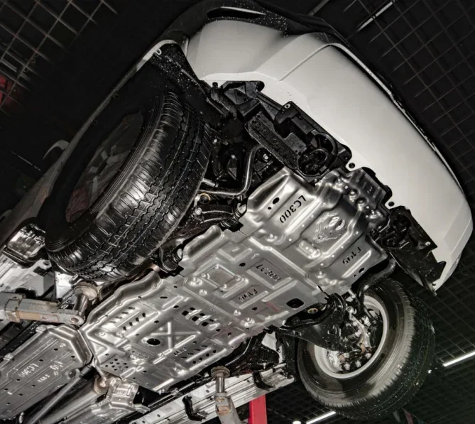 Land Cruiser 2023, аксессуары Junxi 3D, алюминиевая защита двигателя, передние нижние защитные пластины для LC300