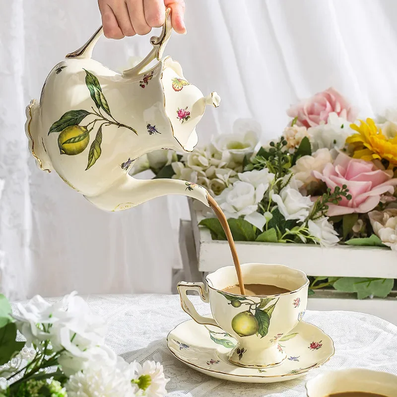 

Винтажный набор кофейных чашек и блюдец, керамическая чашка для послеобеденного чая для ресторана и домашнего использования, кофейная кружка 220 мл