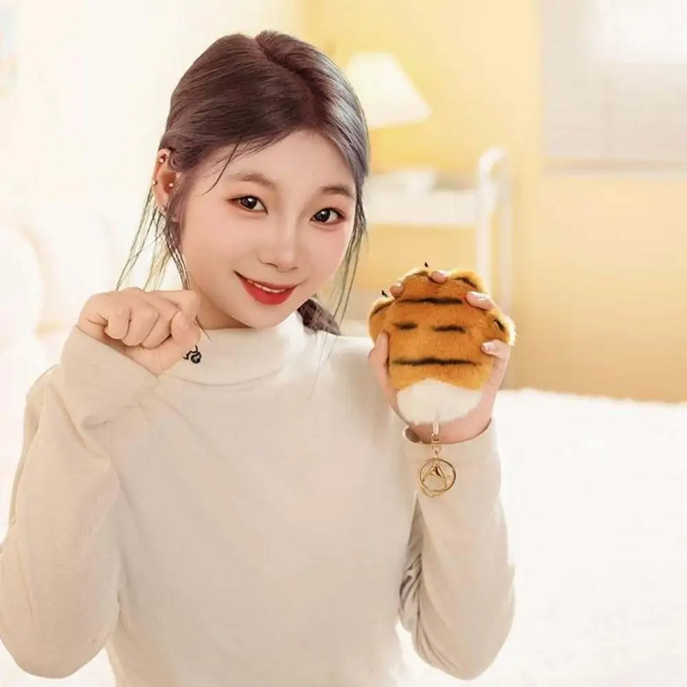 

Animal Theme Claw Tiger Head Keychain Stuffed Keychain Tiger Claw Pendant Paw Holder 10cm Tiger Bag Decoration