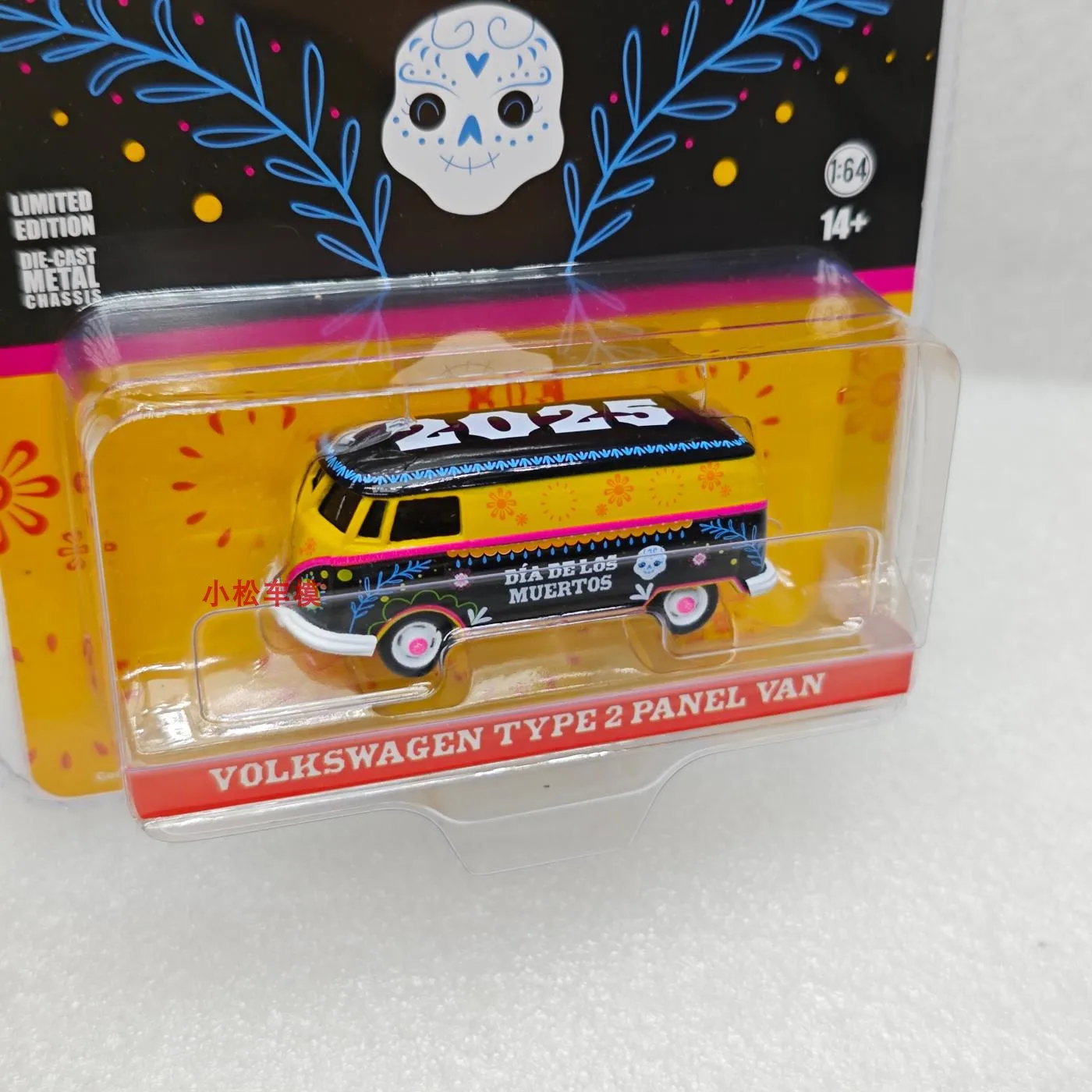 

Коллекционная модель автомобиля Green Light 1:64 Volkswagen T2 Van Day of the Dead 2025 30525 из литого сплава