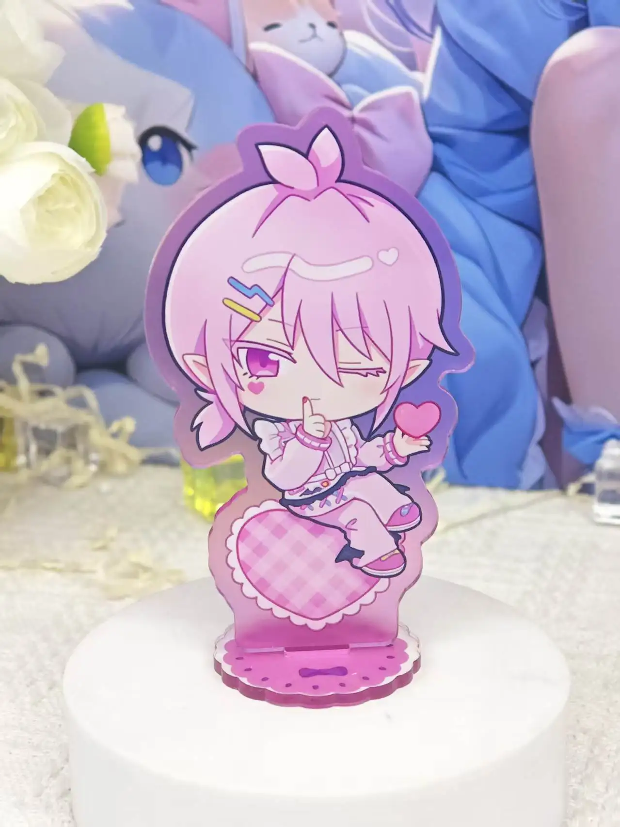 Set de soportes acrílicos con diseño de Iruma-kun en estilo de sirvienta chibi, figuras decorativas para el escritorio con personajes de anime, regalo coleccionable para fans.