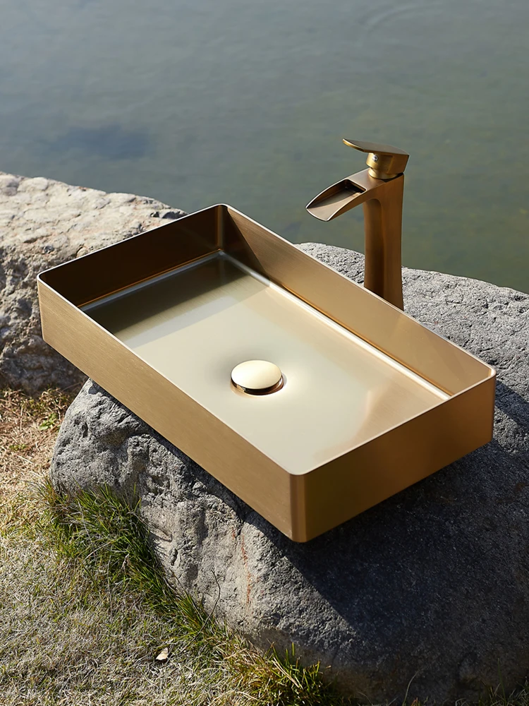 Outdoor stainless steel washbasin in courtyard, antique tabletop basin, hotel bathroom, rectangular gold washbasin, single basin