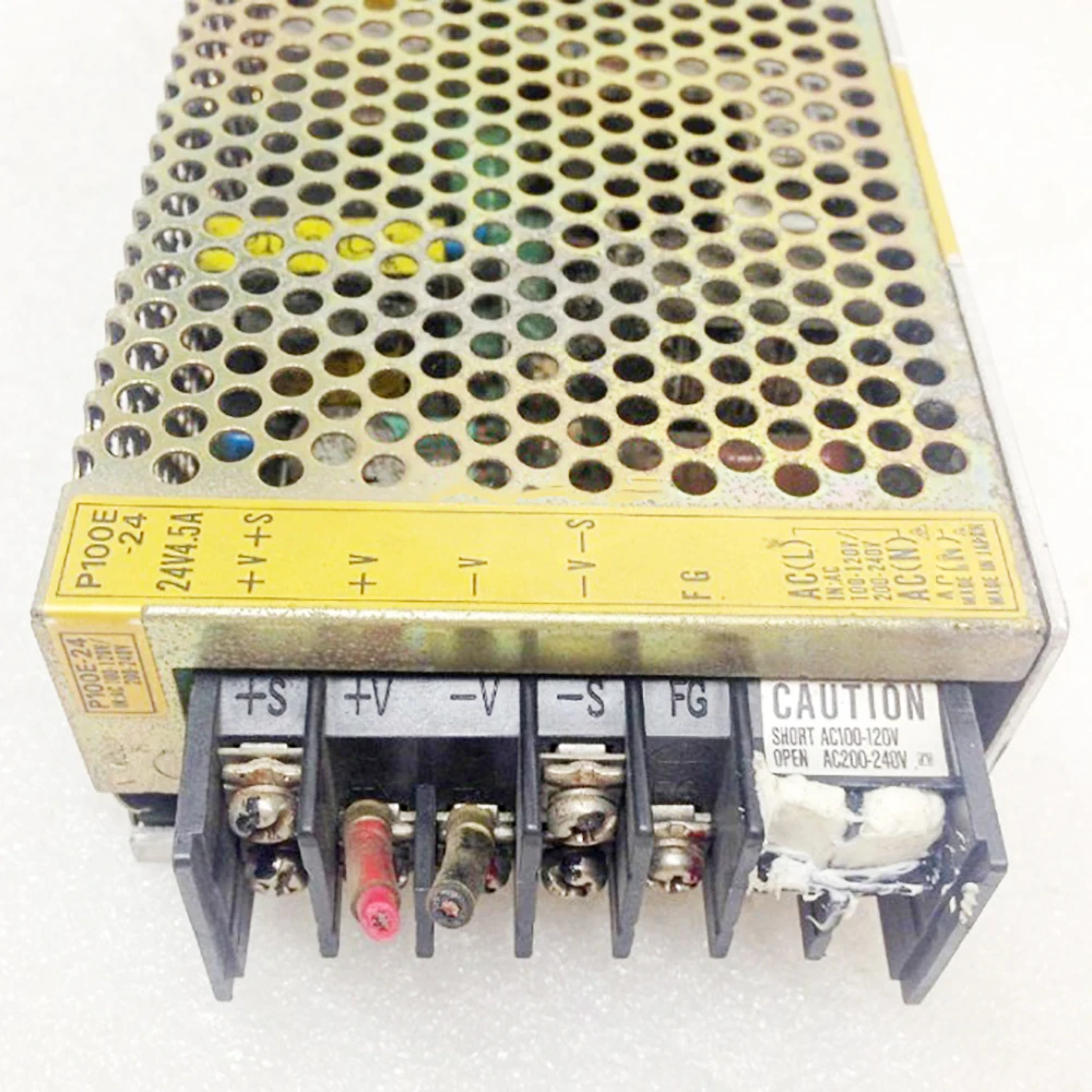 P100E-24 For COSEL Industrial Medical Equipment Power Supply 24V/4.5A Fully Tested