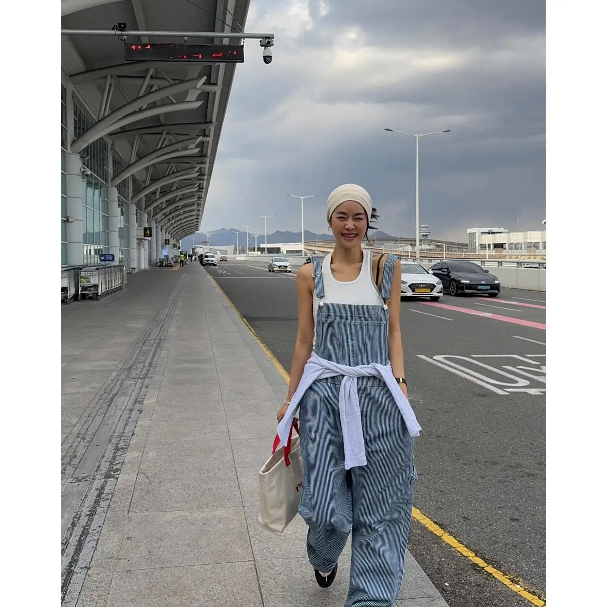 Salopette di jeans casual allentata a righe verticali antietà coreana Sle per donna Colore blu 96% più cotone Stagione primaverile