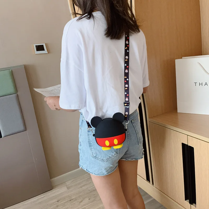 ดิสนีย์เด็กน่ารักกระเป๋าเล็ก Mickey Mouse Mickey Girl แบบพาดสะพายไหล่ข้างเดียวตุ๊กตา Dompet Koin เด็กคริสต์มาสของขวัญ