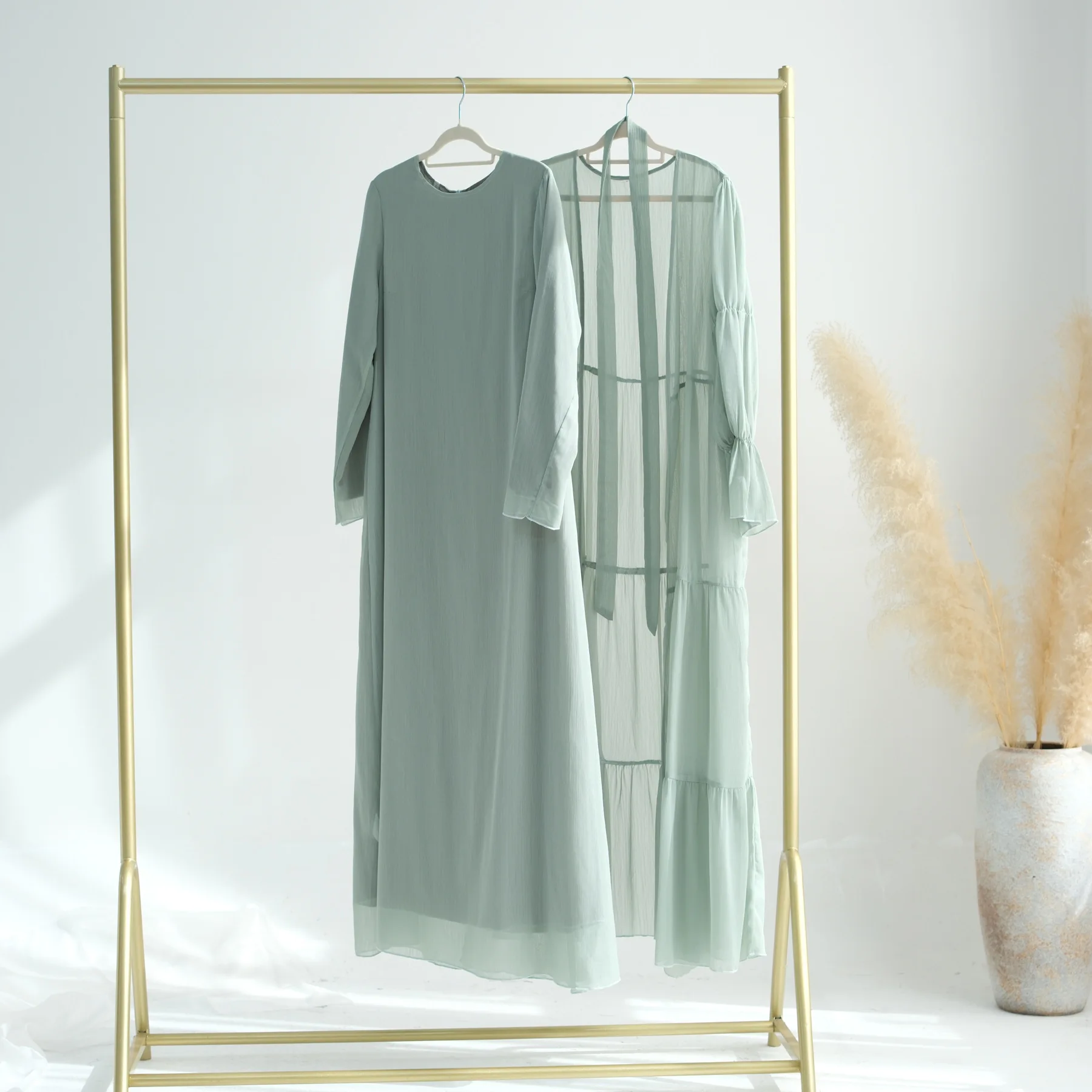 

Dubai Turkey Encounter Elegant Chiffon Wrinkle Two-piece Fashion Simple Temperament Elegant Holiday Style High-end Banquet Party