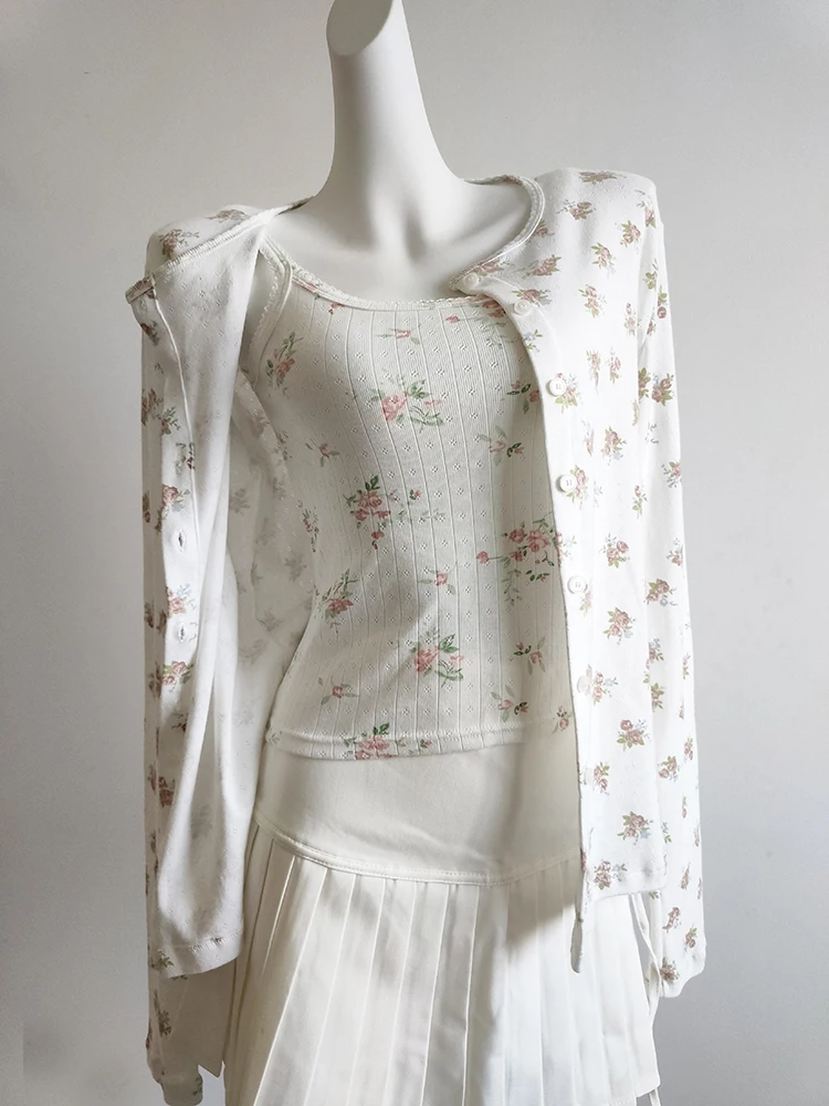 

Cotton Cardigans Women Roses Pattern Loose Prairie Chic Tops for Sweet Girls Kawaii Clothes