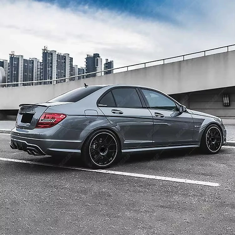 STLF Car Body Kit for Benzs C Class W204 Upgrade to C63 Style With Front Bumper Rear Bumper Side Skirts Rear Diffuser 4