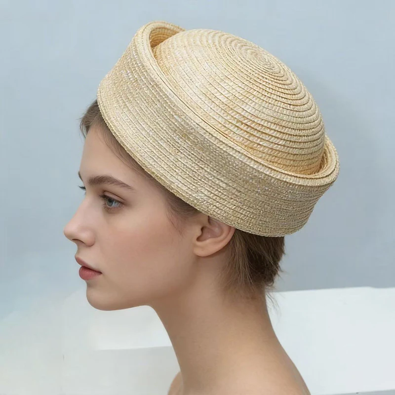 Women's Summer 2026 High-End Natural Straw Pill Box Hat French Retro Raffia Dome Top Beret Fashion Accessory Females Vacation