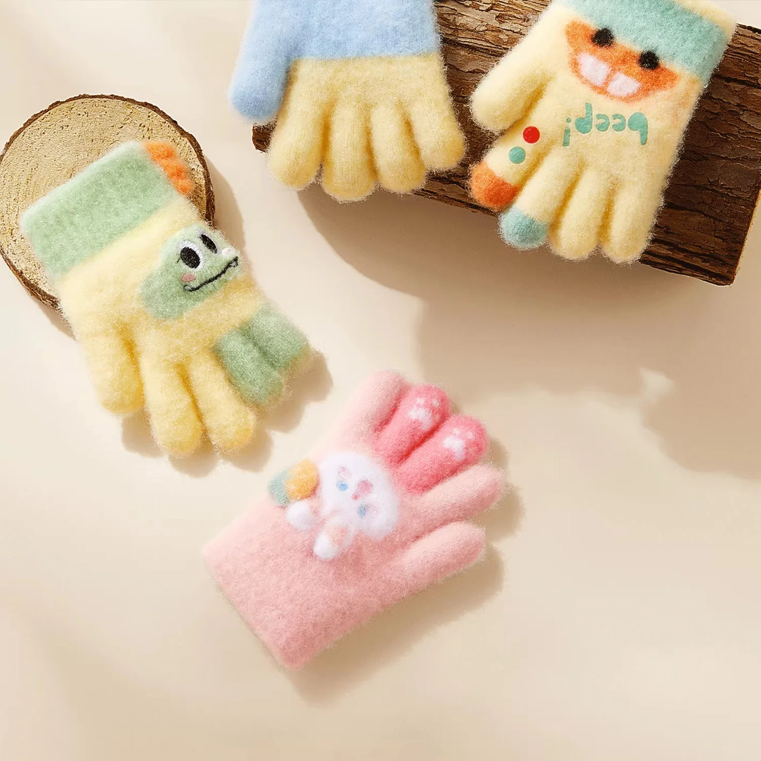 

AIBEDILA Winter Knitted Kid Gloves Children's Five-Finger Warmknit Gloves Cartoon Pattern Cute Baby Gloves Christmas Gift 0-3T