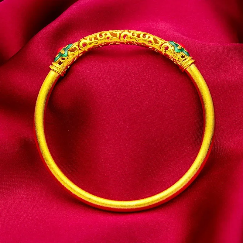 VivoGold24K Gold Closed Flower Bracelet AU999 Soft gold, three-dimensional petals surround the bracelet, blooming elegantly