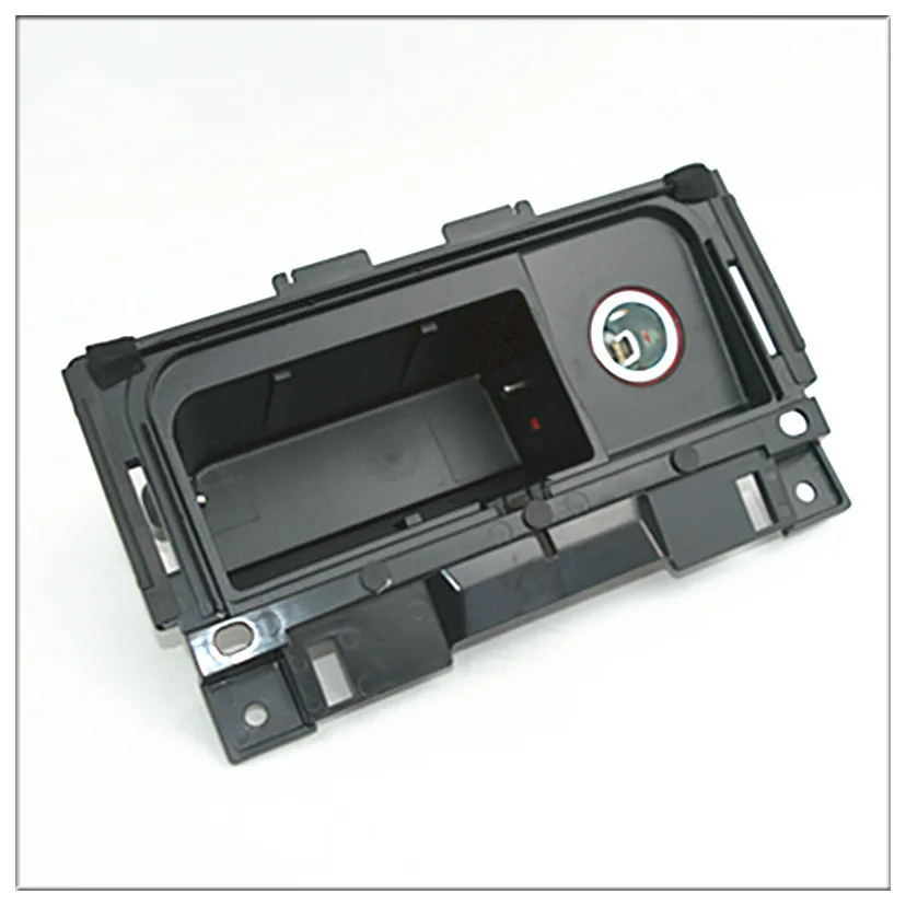 

Suitable for Audi A6L C7 12-18 central control ashtray ashtray core base power supply frame cigarette lighter bracket