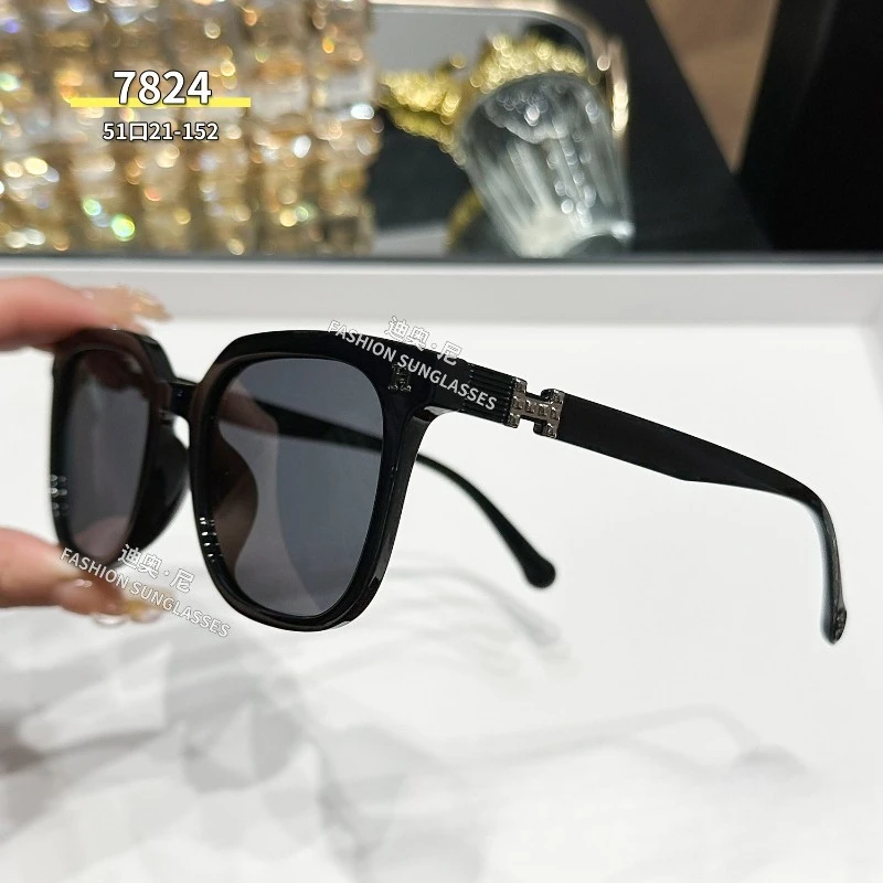 

​​2025 H Design Luxury Sunglasses UV400 Polarized, Lightweight Chic Driving Glasses for Women Men, Retro Fashion & Anti-Glare​​