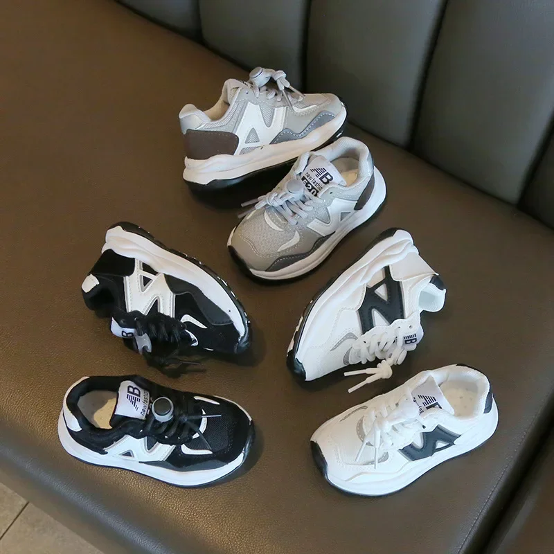 

Boys Autumn Soft Soled Shoes Girl Low Top Front Lace Up Color Blocking Breathable Baby Leather Shoes Children Versatile Sneakers