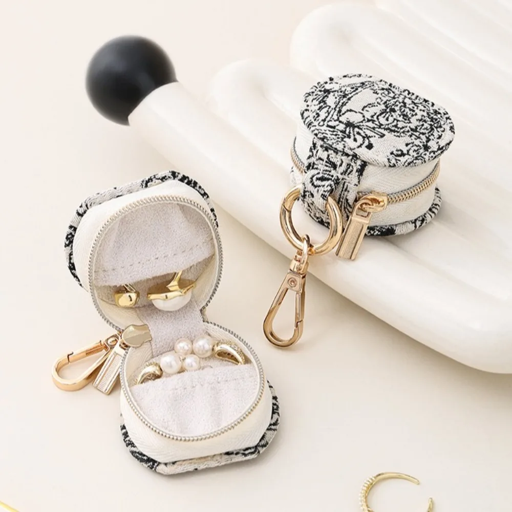 Mini Jewelry Box Keychain Jewelry Display Semi-circular Portable Ring Box Earring Organizer Storage Case Travel Bag Pendant