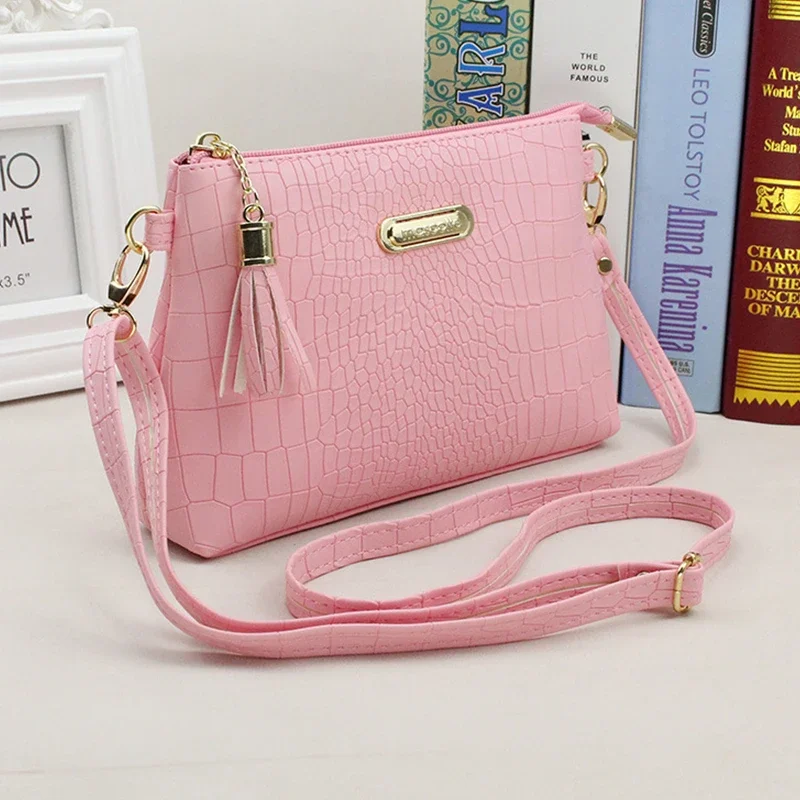

2025 Luxury PU Leather Crossbody Bag for Women - Fashion Crocodile Pattern Shoulder Bag with Tassel, Small Messenger Handbag