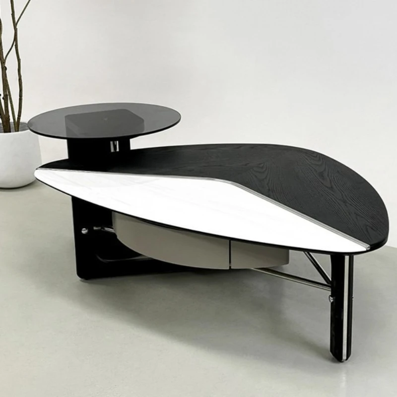 غرفة المعيشة شقة صغيرة حديثة حجر فائق البلورات حجم طاولة القهوة المستديرة الجانب عدد قليل من خزانة التلفزيون الأرضية