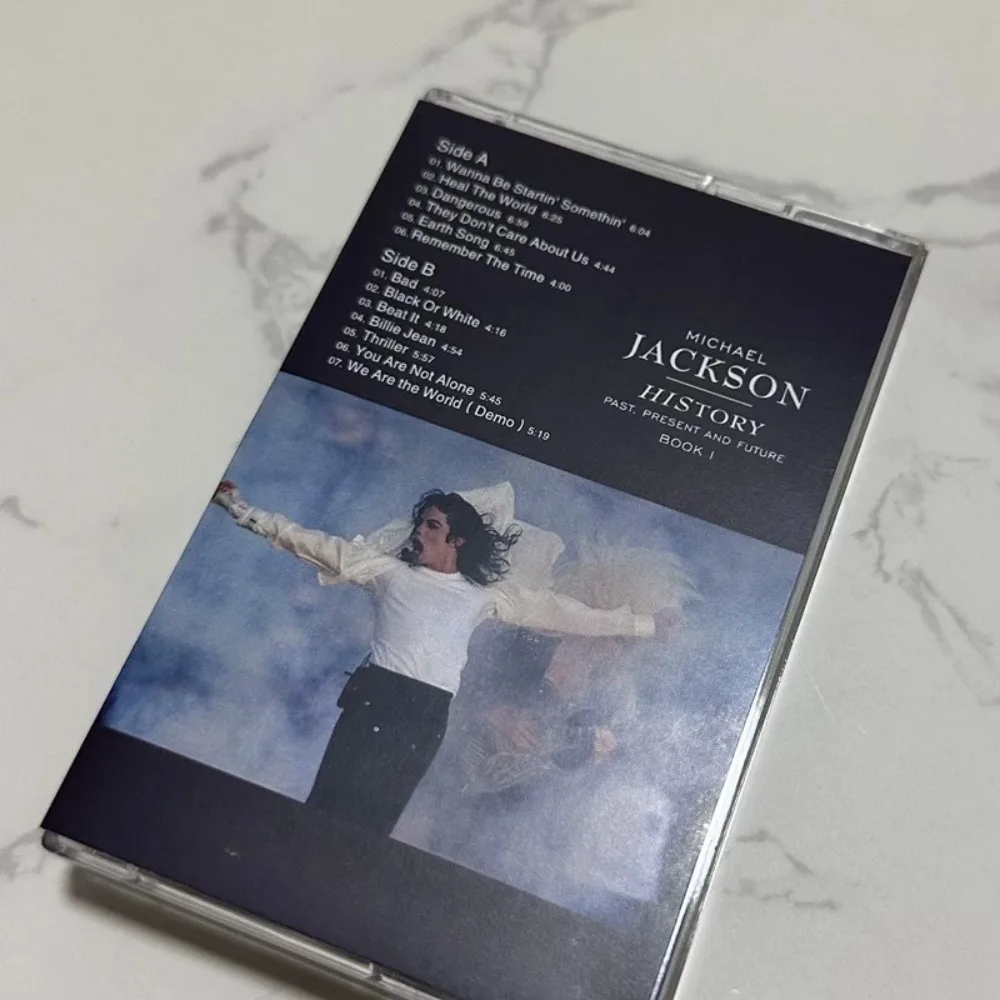 أشرطة كاسيت مايكل جاكسون ألبوم مثير وتاريخي المزدوج - جديد تمامًا - ألحان كلاسيكية ملك البوب لهواة الجمع والمعجبين