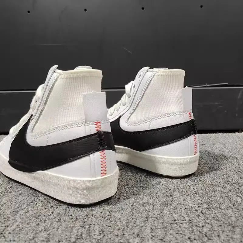 Buty męskie Nike BLAZER MID \'77 Blazer trampki Klasyczne modne buty na co dzień buty deskorolkowe DD3111-100