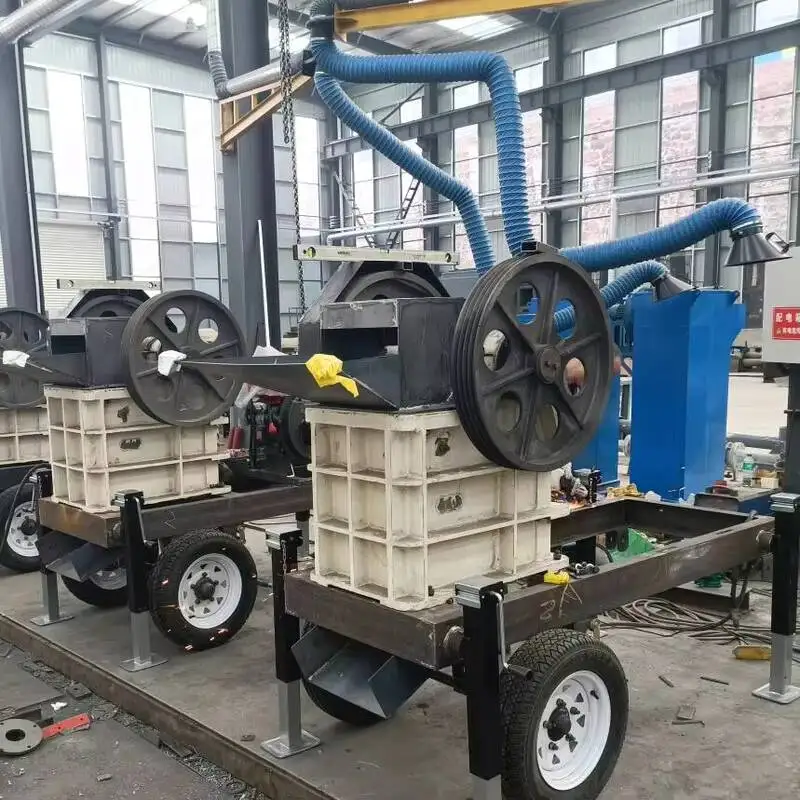 2026 Mobile Diesel Portable Stone Rock Granite Limestone Crushing Machinery Small Hammer Jaw Crusher Machine
