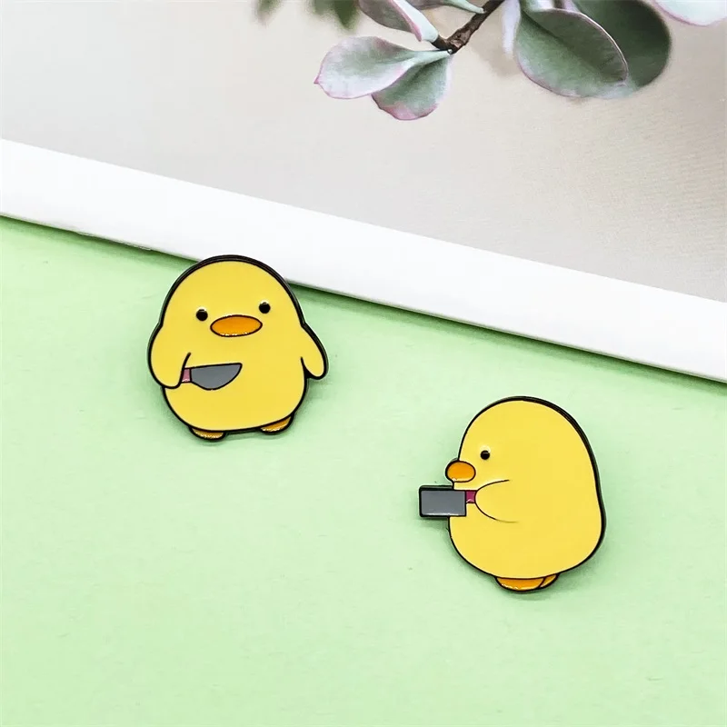 Creative Cartoon Little Yellow Duck with Knife Metal brooch ins Fashion combination Versatile backpack Badge Costume Accessories