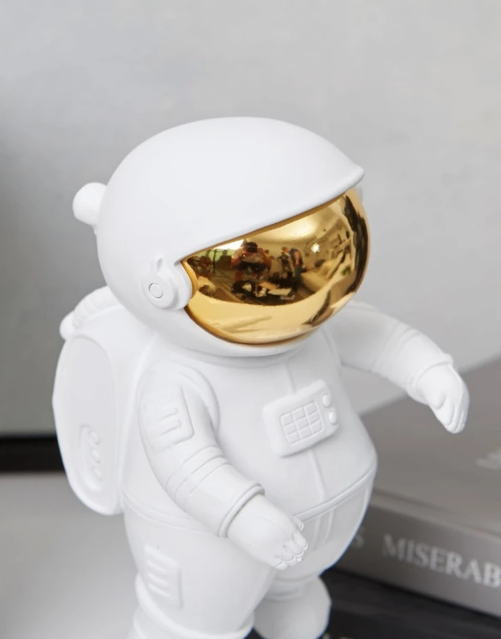

White Astronaut Statue - Modern Resin Art Crafts, Home Table Decorative Gifts