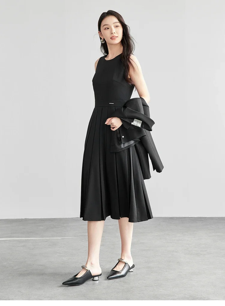 SENTUBILA vestidos estilo Hepburn para mujer primavera 2025 nuevo A-line cuello redondo plisado elegante vestido veraniego de longitud media 151L57558