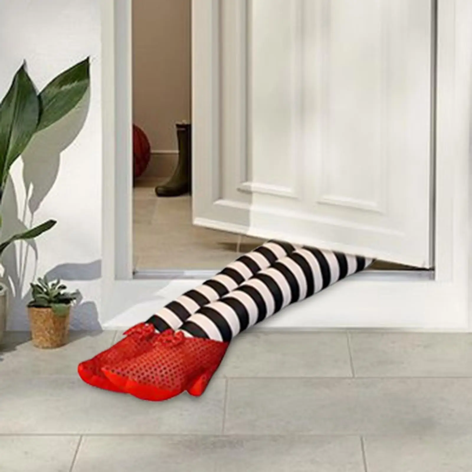 1 paio di gambe della strega Wicked Craft Haunted House Decoration Stripe Pattern Witch Legs Witch Prop per la porta esterna del portico del partito