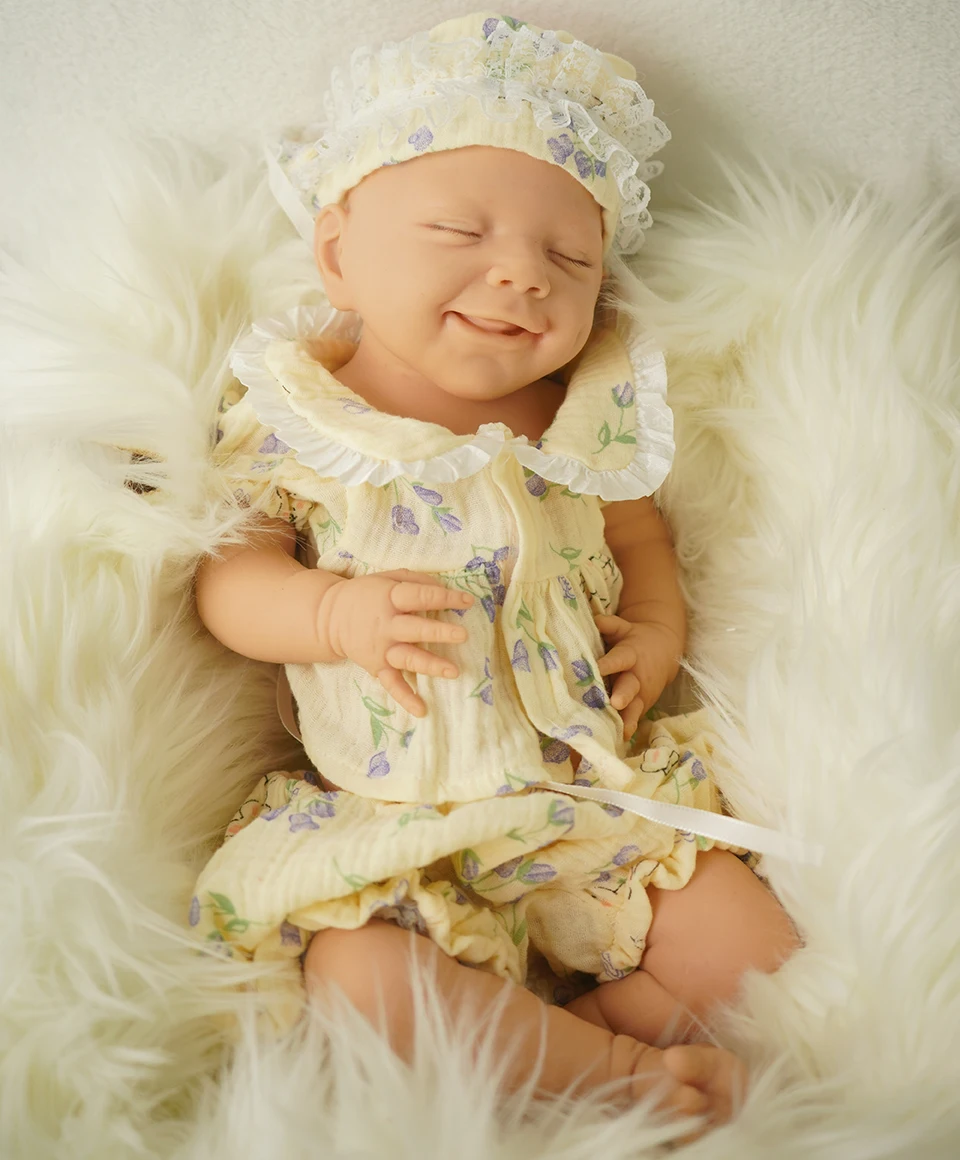 44cm Full Silicone Reborn Doll Dressable Dress Up Cute Soft Girls 2.76kg