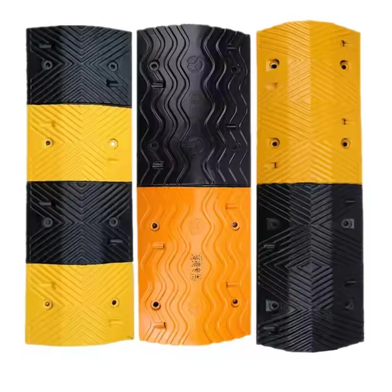 Hot Sale Factory Supply Road Yellow Black Safety Delineator Humps Bump Rubber Speed Reducer Hump Speed Reducer