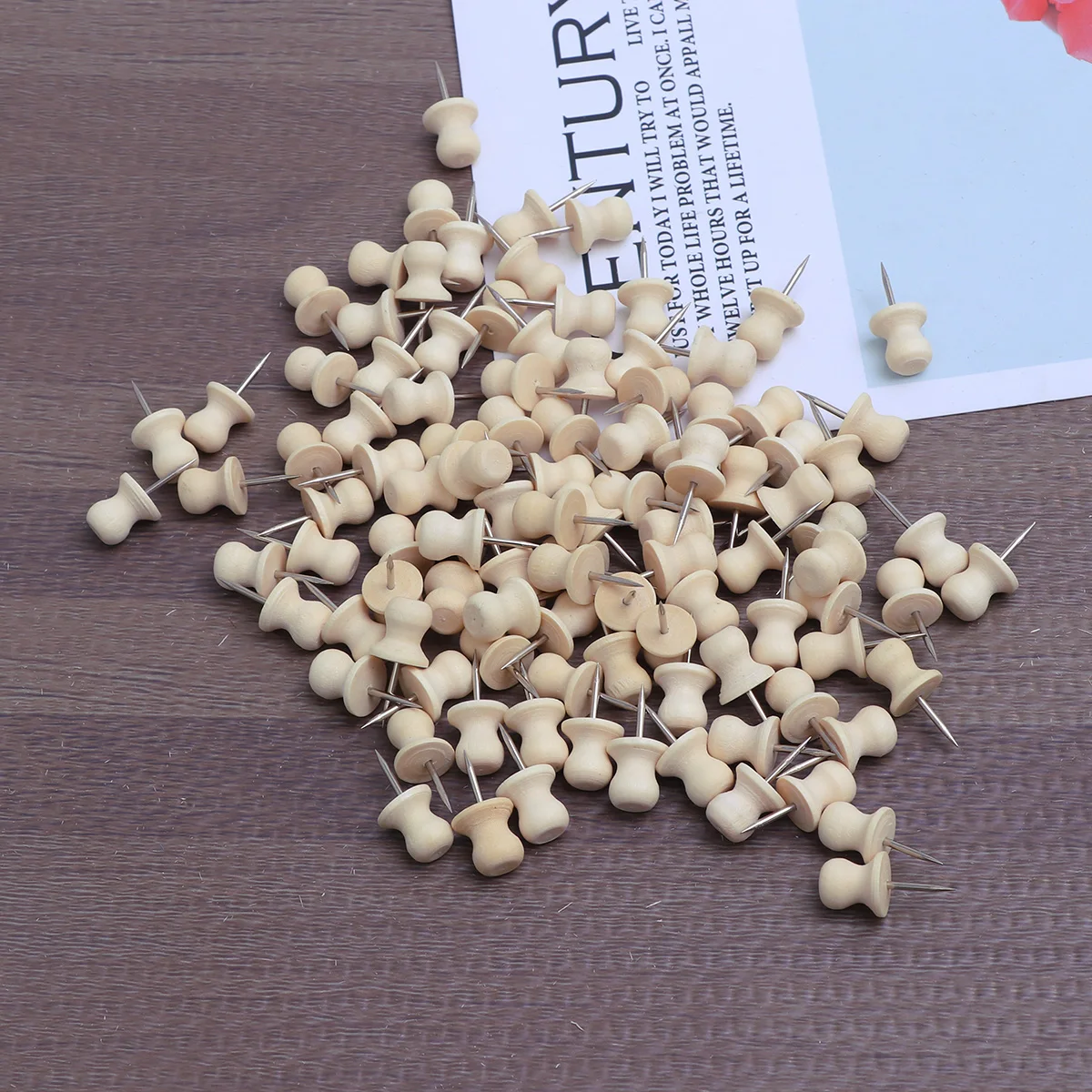 100 قطعة دبوس دفع الخشب الإبهام للمنزل مكتب المدرسة تثبيت ورقة صور خريطة عرض مسامير الحائط الخشبية دبوس الخشب