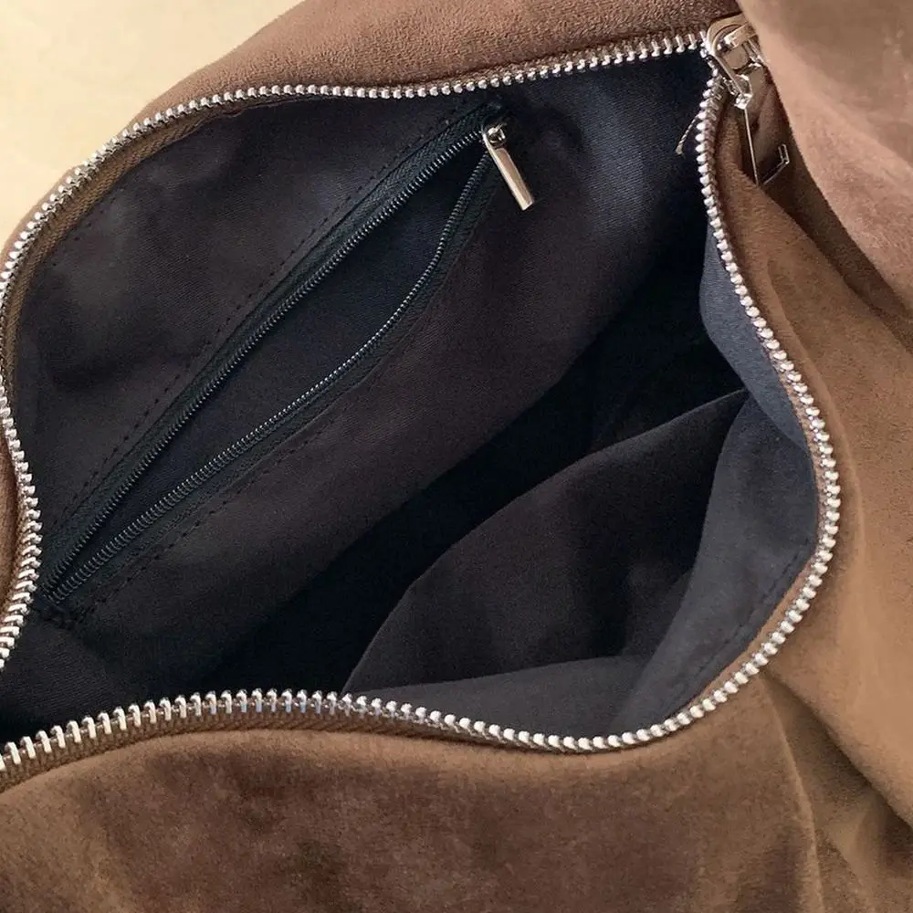 حقيبة يد مقاومة للماء من جلد الغزال حقيبة كتف سعة كبيرة بلون سادة حقيبة هلال للسيدات على الطراز الكوري حقيبة هوبو عصرية للفتيات