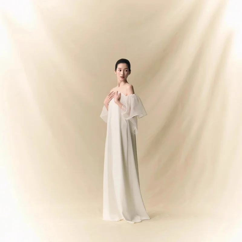 Neue Satin Schleier Braut Weiß Morgenkleider Taille Mutterschaft High Sense Trip Shoot Nische Leichtes Hochzeitskleid