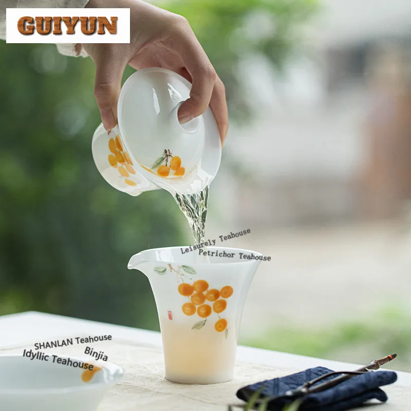 150ml Hand-painted Loquat Gaiwan Luxury Heat Insulation Tea Tureen Tea Bowl with Lid Kit Tea Maker Cover Bowl Cafes Decoration