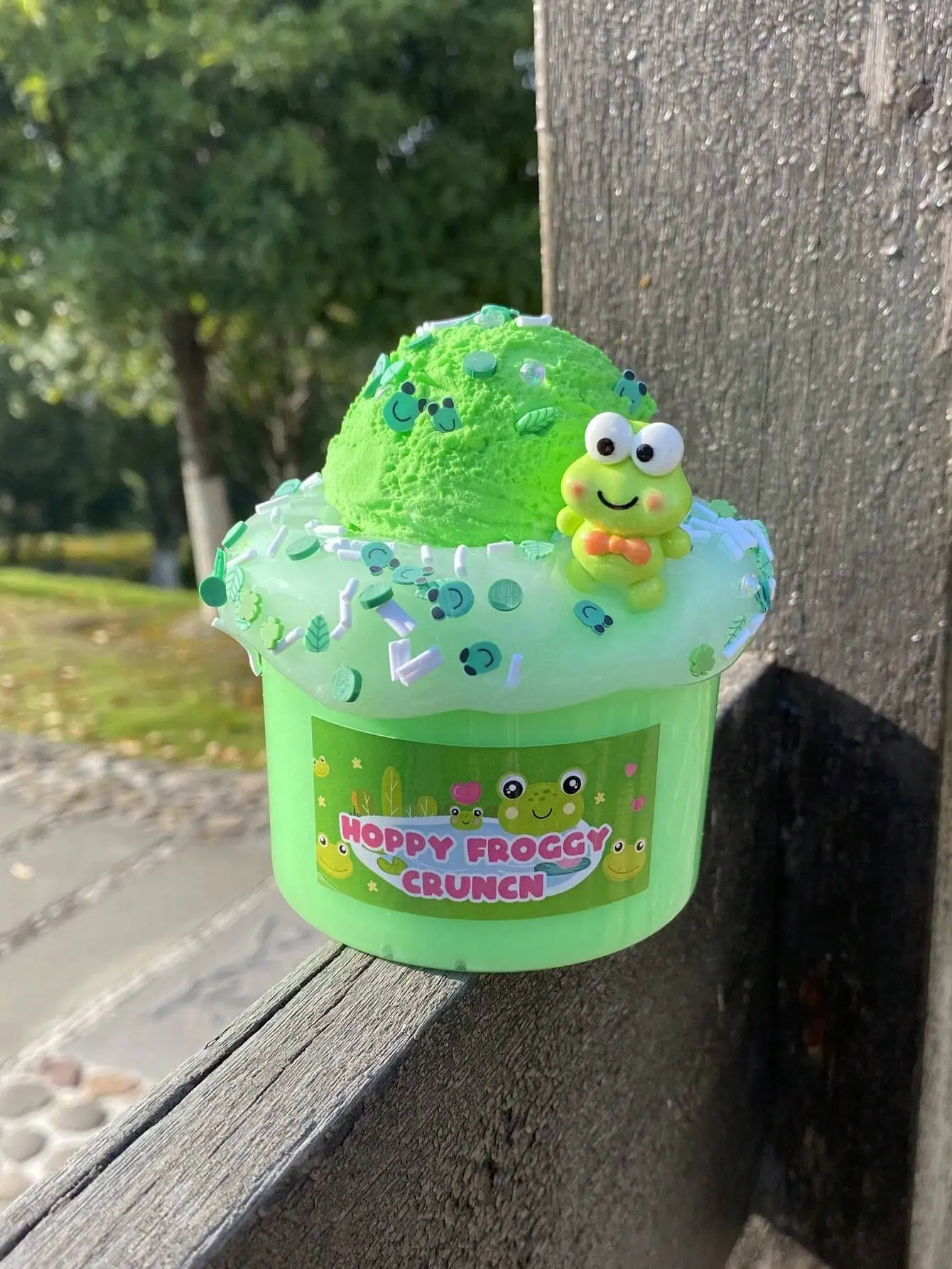 ชุดทำสไลม์รูปกบไอศกรีม 1 ชุด ขนาด 270 มล. ประกอบด้วยแม่พิมพ์ไอศกรีม วัสดุทำดินปั้น DIY เพื่อความสนุกสนาน บรรจุภัณฑ์ปิดผนึกสำหรับใช้ซ้ำได้ ช่วยผ่อนคลาย