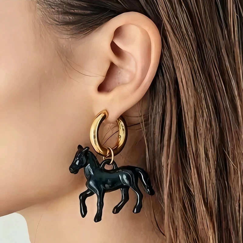 2026 Resin Small Horse Pendent Hoop Earrings for Women Creativity Cute 3D Animal Ear Buckle Charm Jewelry New Year Gifts