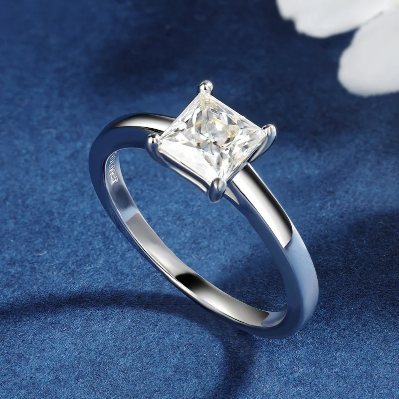 Halaile 1-4CT الأميرة قص مويسانيتي الدائري S925 فضة كلاسيكي سوليتير غرامة مجوهرات النساء المشاركة الزفاف هدية