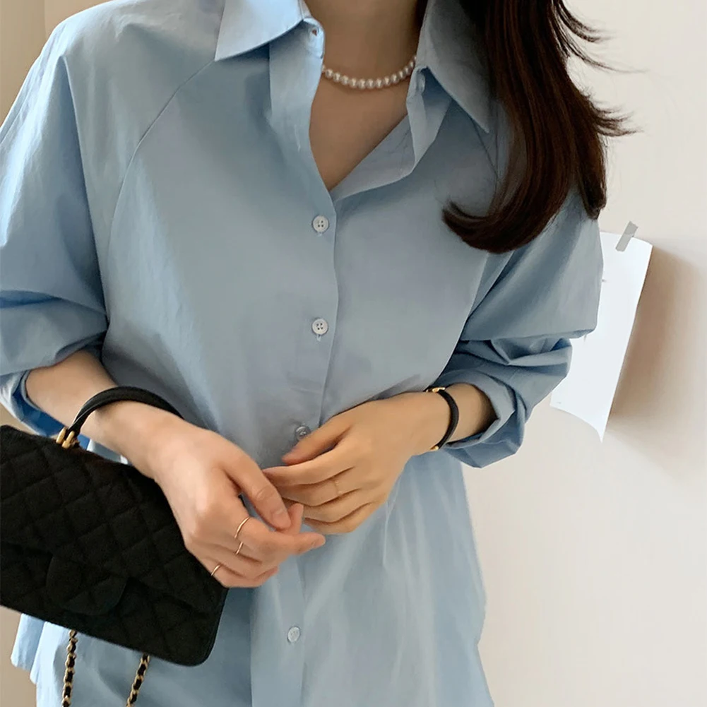 편안한 아크릴 소재로 제작된 독창적인 독특한 디자인의 단색 여성용 긴 소매 루즈핏 셔츠