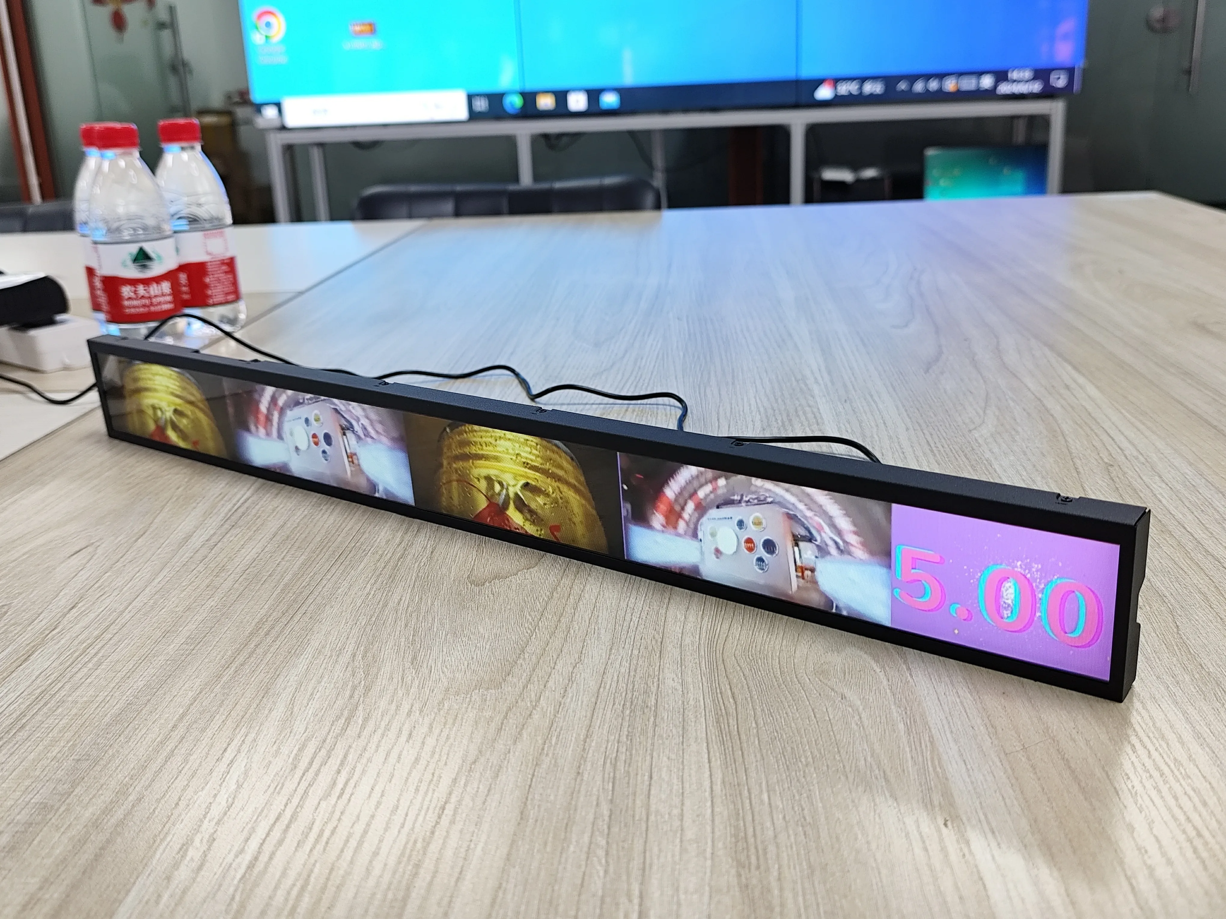 Ultra-wide elastic bar display LCD screen Indoor 23.1-inch digital shelf advertising screen with animated Android installation