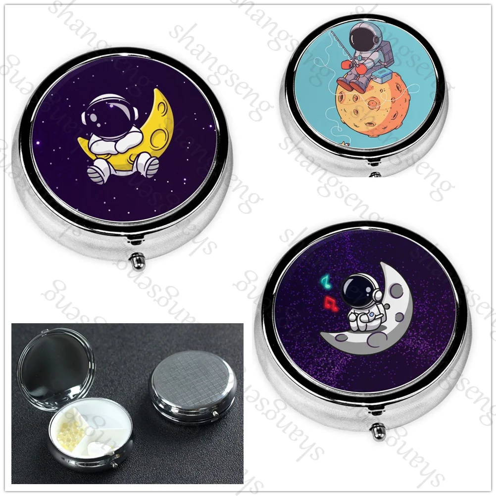 

Astronaut Starry Sky Portable Pill Box Wallet Decorative Metal Vitamin Travel Wallet Pocket Small Travel Pill Box